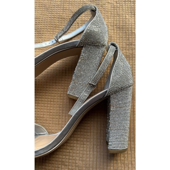 Steve Madden Carrson Rhinestone Ankle Strap Block Heel Silver 11M - Picture 6 of 8